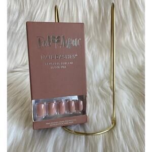 Red Aspen Nail Dashes- Marciamallow (light brown short, square nails)